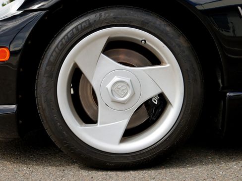 Used 1995 Dodge Viper RT/10 image 71