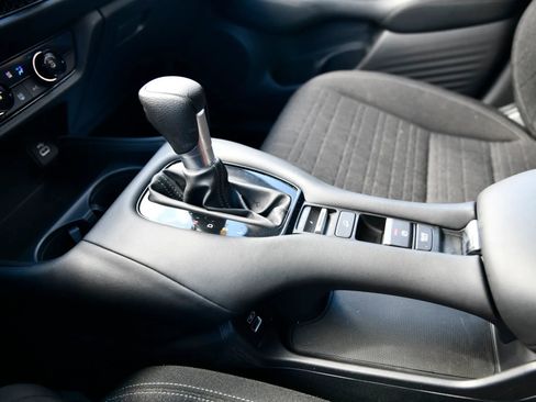 Used 2023 Honda HR-V LX image 21