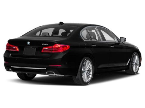 Used 2019 BMW 540i w/ Convenience Package RWD image 2