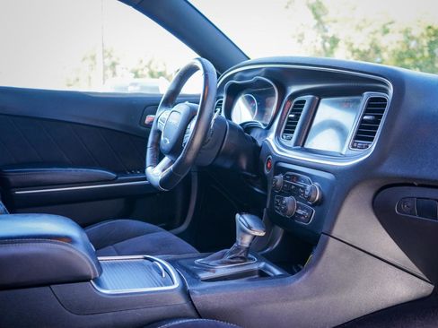 Used 2016 Dodge Charger SRT w/ Harman/Kardon Audio Group RWD image 11