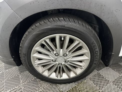 Used 2018 Hyundai Kona SEL w/ SEL Tech Package 02 FWD image 12