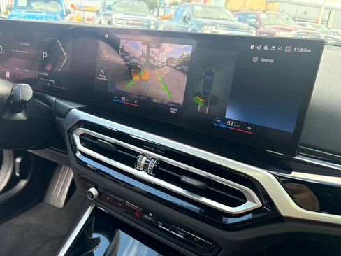 Used 2023 BMW 330i 330i w/ Driving Assistance Package image 10