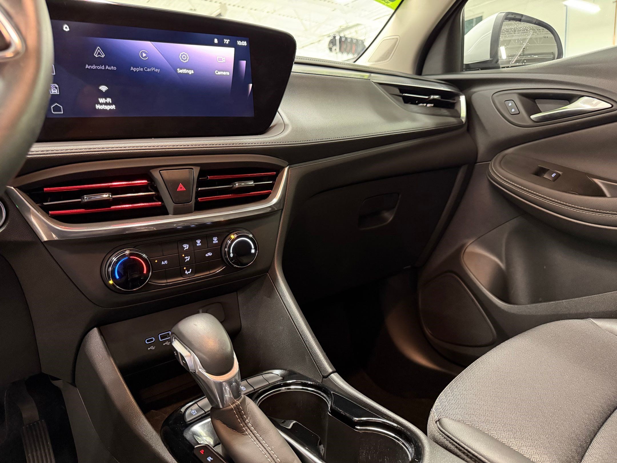 Used 2024 Buick Encore GX Preferred w/ Advanced Technology Package FWD image 30