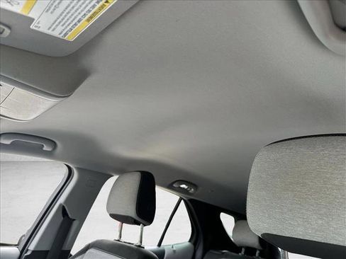 Used 2023 Chevrolet Equinox LS image 16