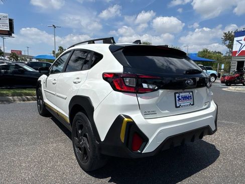 Used 2025 Subaru Crosstrek 2.5i Sport AWD/4WD image 3