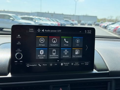 Used 2024 Honda Pilot Elite image 25