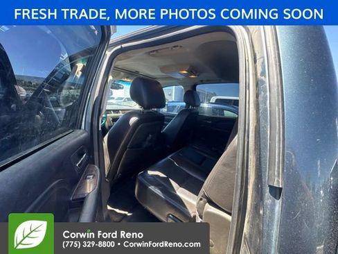 Used 2011 GMC Sierra 2500 Denali w/ Suspension Package, Off-Road AWD/4WD image 10