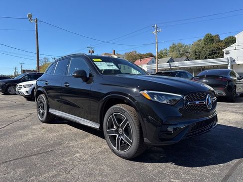 New 2026 Mercedes-Benz GLC 300 4MATIC image 1