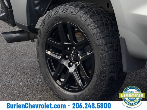 Used 2023 Chevrolet Silverado 1500 Custom Trail Boss w/ LPO, Dark Essentials Package image 28