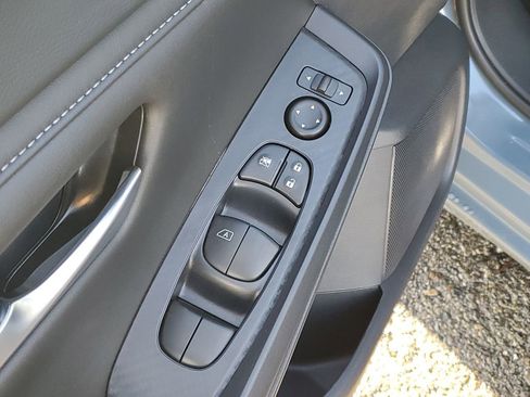 New 2025 Nissan Sentra SV w/ All-Weather Package image 9