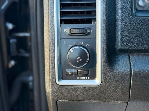 Used 2018 RAM 2500 Limited AWD/4WD image 48
