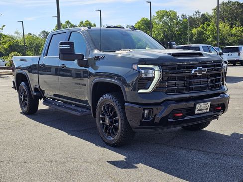 New 2026 Chevrolet Silverado 2500 LTZ w/ LTZ Plus Package AWD/4WD image 3