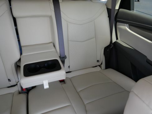 Certified 2024 Cadillac XT5 Premium Luxury w/ LPO, Floor Liner Package AWD/4WD image 12