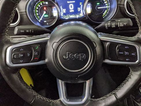 Used 2023 Jeep Wrangler Unlimited Sahara w/ Cold Weather Group image 12