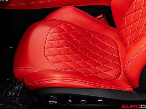 Used 2020 Ferrari GTC4Lusso image 43