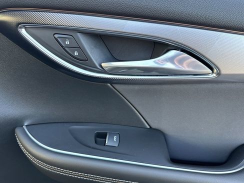 Used 2025 Buick Envision Sport Touring image 19