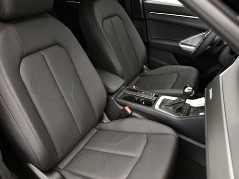 Used 2025 Audi Q3 2.0T Premium w/ Convenience Package image 47