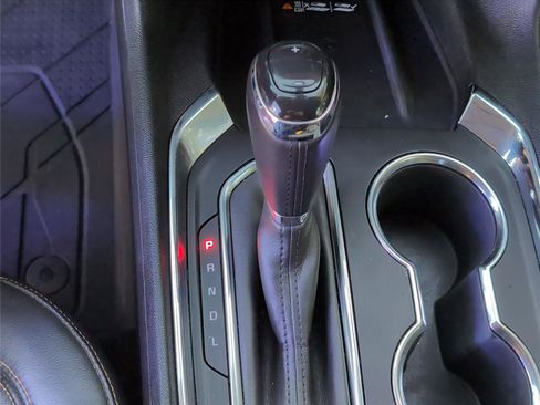 Used 2018 Chevrolet Traverse Premier w/ Redline Edition image 17