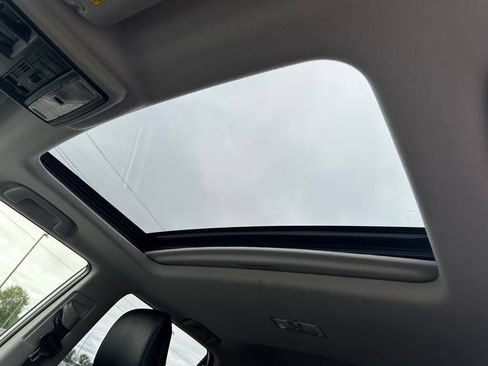 Used 2019 Toyota 4Runner Limited AWD/4WD image 22