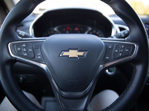 Used 2024 Chevrolet Equinox LT image 11