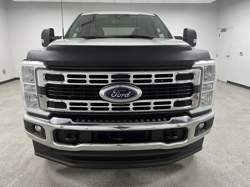 Used 2023 Ford F350 XLT w/ FX4 Off-Road Package image 3
