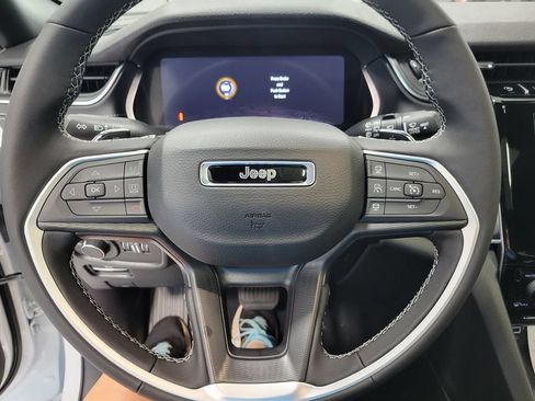 New 2026 Jeep Grand Cherokee L Laredo AWD/4WD image 15