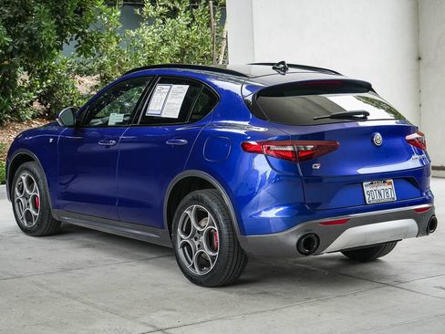 Used 2022 Alfa Romeo Stelvio Ti AWD/4WD image 4