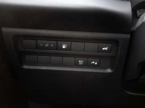 New 2025 Mitsubishi Outlander 4WD Plug-In Hybrid image 30