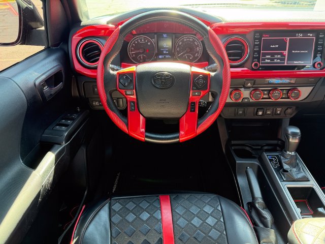 Used 2021 Toyota Tacoma TRD Off-Road AWD/4WD image 25