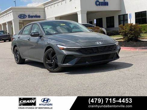 Used 2026 Hyundai Elantra Sport FWD image 1