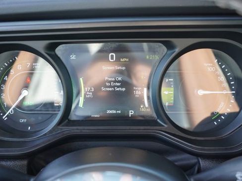 Certified 2025 Jeep Wrangler Unlimited Sahara w/ Safety Group image 34