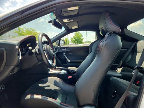 Used 2020 Subaru BRZ Limited RWD image 6