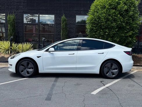 Used 2020 Tesla Model 3 Standard Range Plus RWD image 9