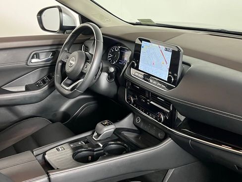 Used 2023 Nissan Rogue SL w/ SL Premium Package image 33