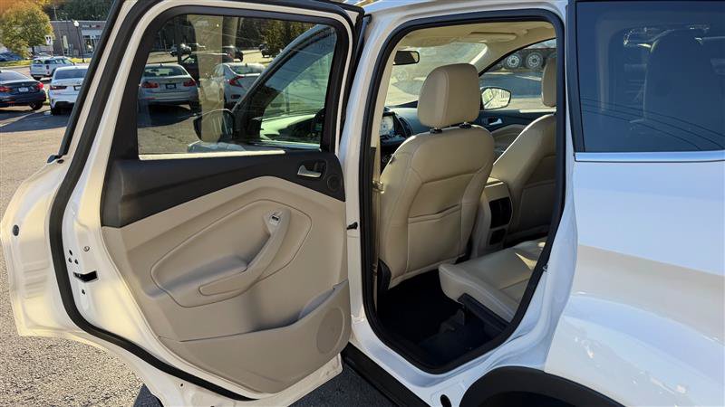 Used 2017 Ford Escape Titanium AWD/4WD image 42