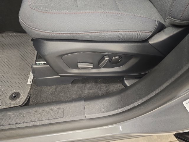 New 2026 Ford Explorer Active AWD/4WD image 40