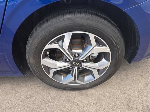 Used 2021 Kia Forte LXS FWD image 18