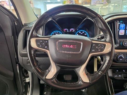 Used 2017 GMC Canyon Denali RWD image 10