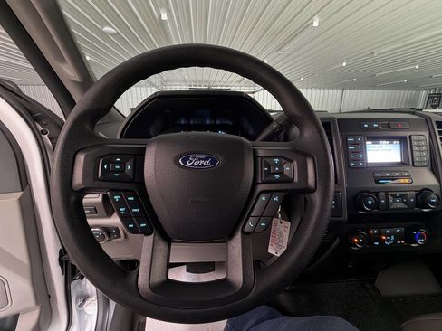 Used 2021 Ford F550 4x4 Regular Cab Super Duty image 27