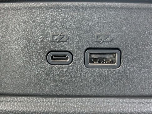 New 2025 Chevrolet Trax RS w/ Driver Confidence Package image 9