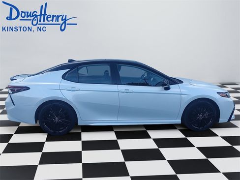 Used 2024 Toyota Camry XSE image 6