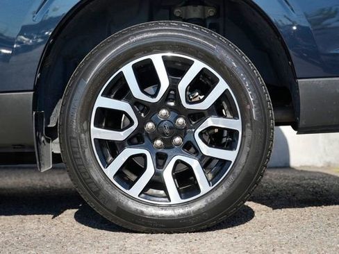 Used 2022 Ford Maverick Lariat w/ Lariat Luxury Package image 14