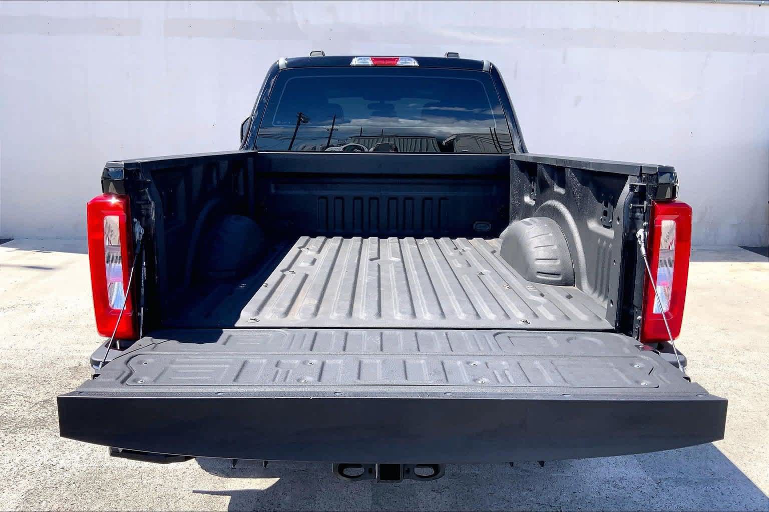 Used 2024 Ford F250 XL w/ XL Off-Road Package AWD/4WD image 18