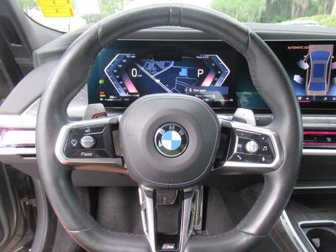 Used 2023 BMW 740i RWD image 23
