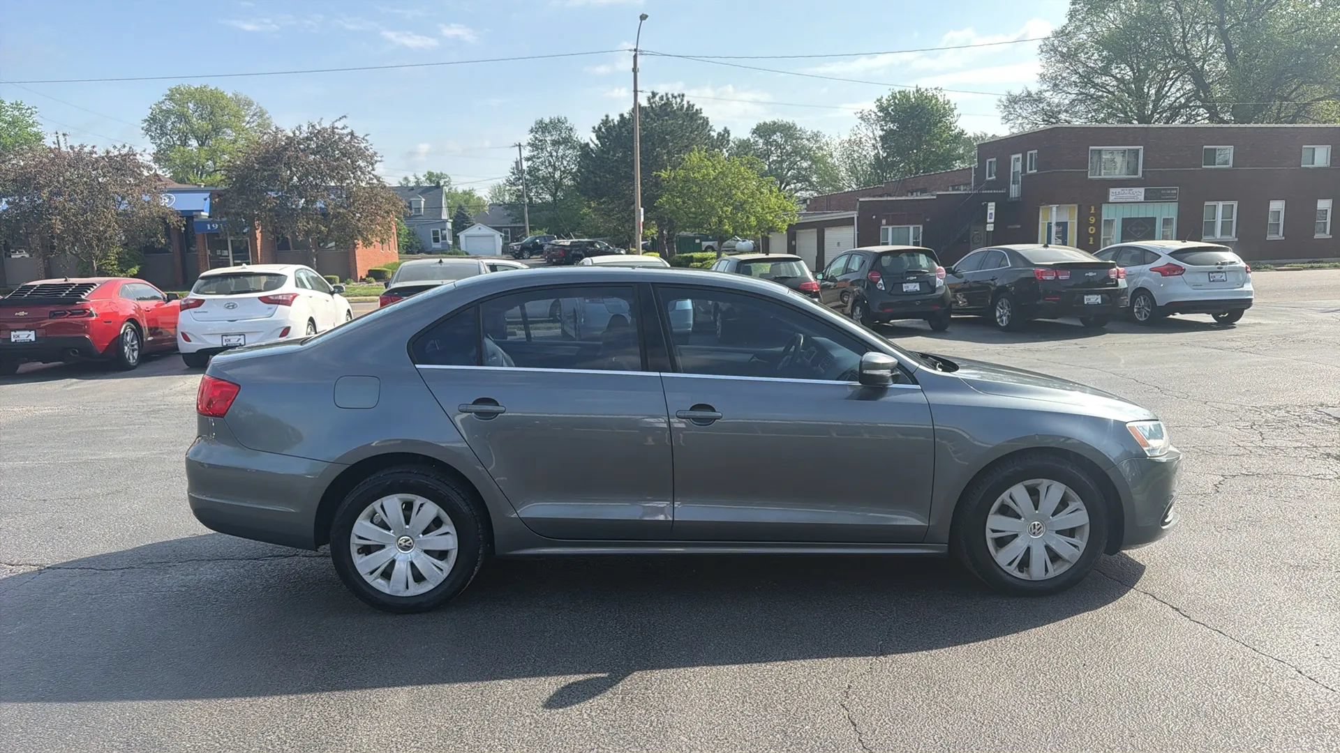Used 2013 Volkswagen Jetta SE FWD image 4