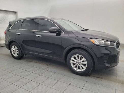 Used 2019 Kia Sorento LX w/ LX Convenience Package image 11
