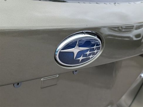 Used 2022 Subaru Outback Limited image 18