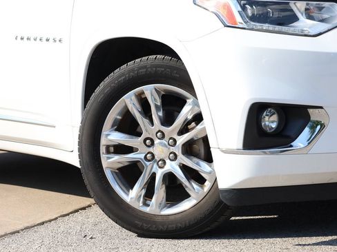 Used 2020 Chevrolet Traverse High Country w/ LPO, Floor Liner Package AWD/4WD image 2