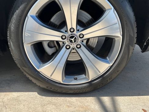 Used 2020 Mercedes-Benz GLS 450 4MATIC image 25