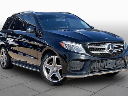 Used 2016 Mercedes-Benz GLE 400 4MATIC image 2